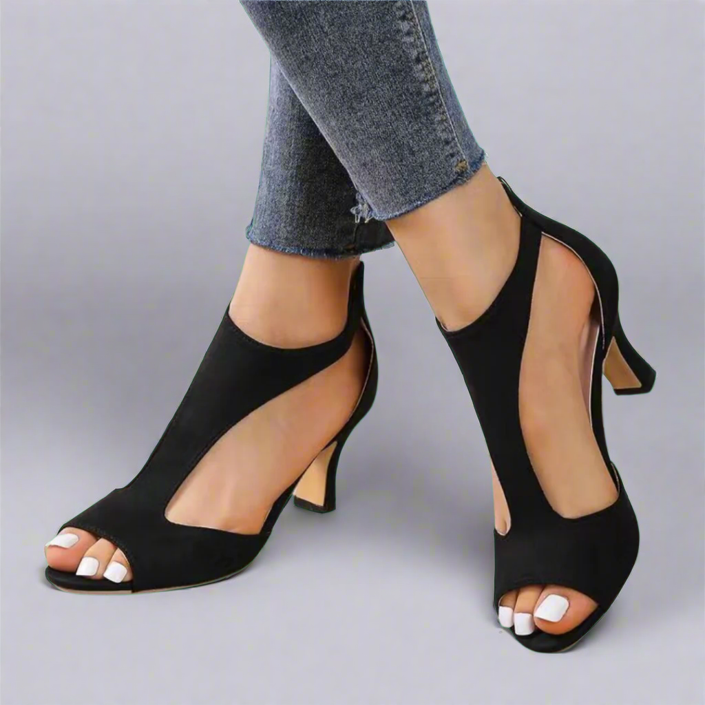Orthopedic Sandals with Chic Heel