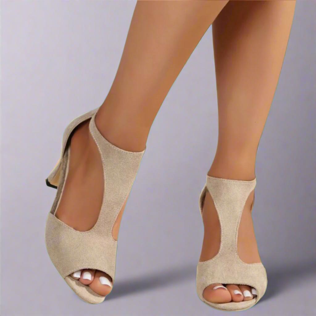Orthopedic Sandals with Chic Heel
