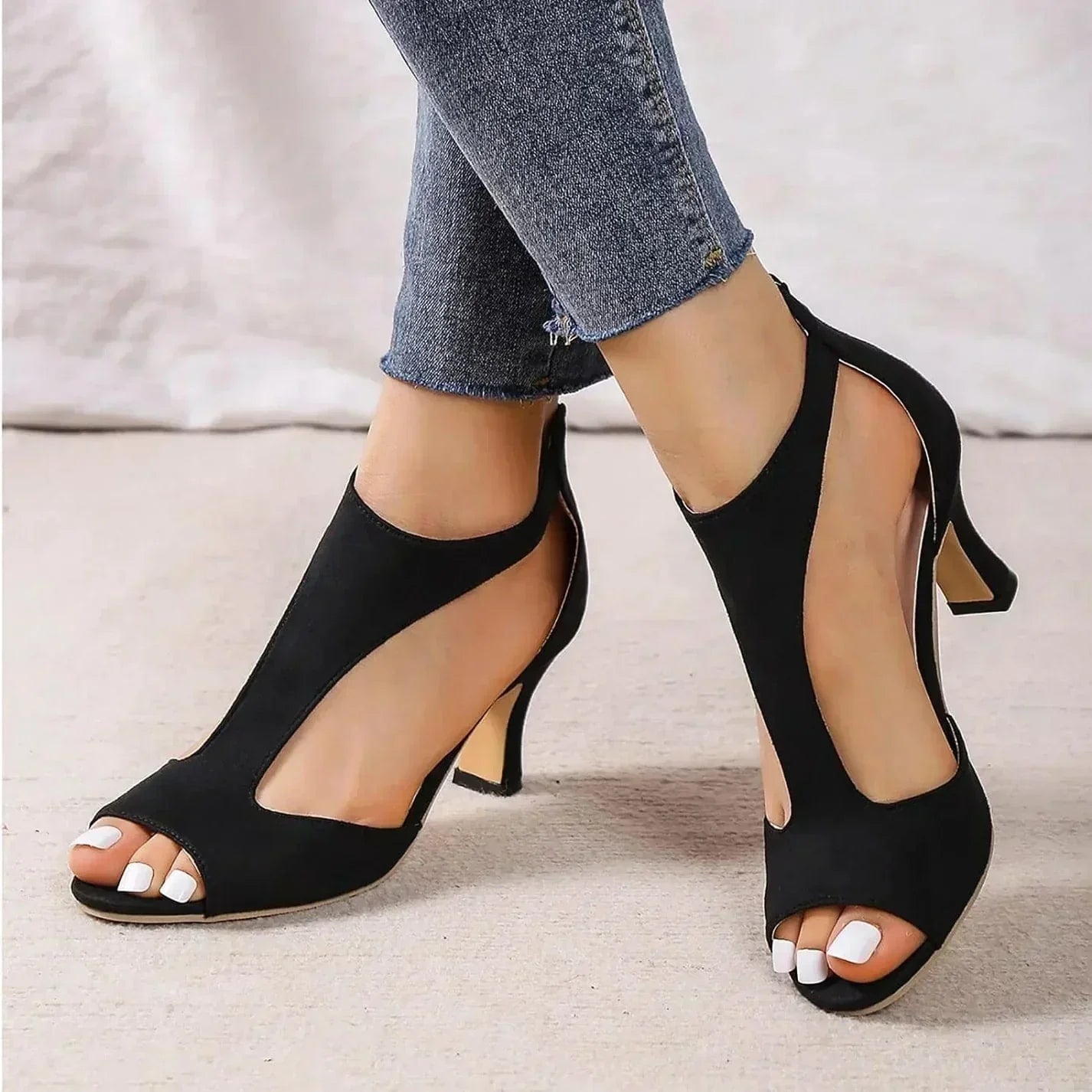 Elegant Comfortable Pumps