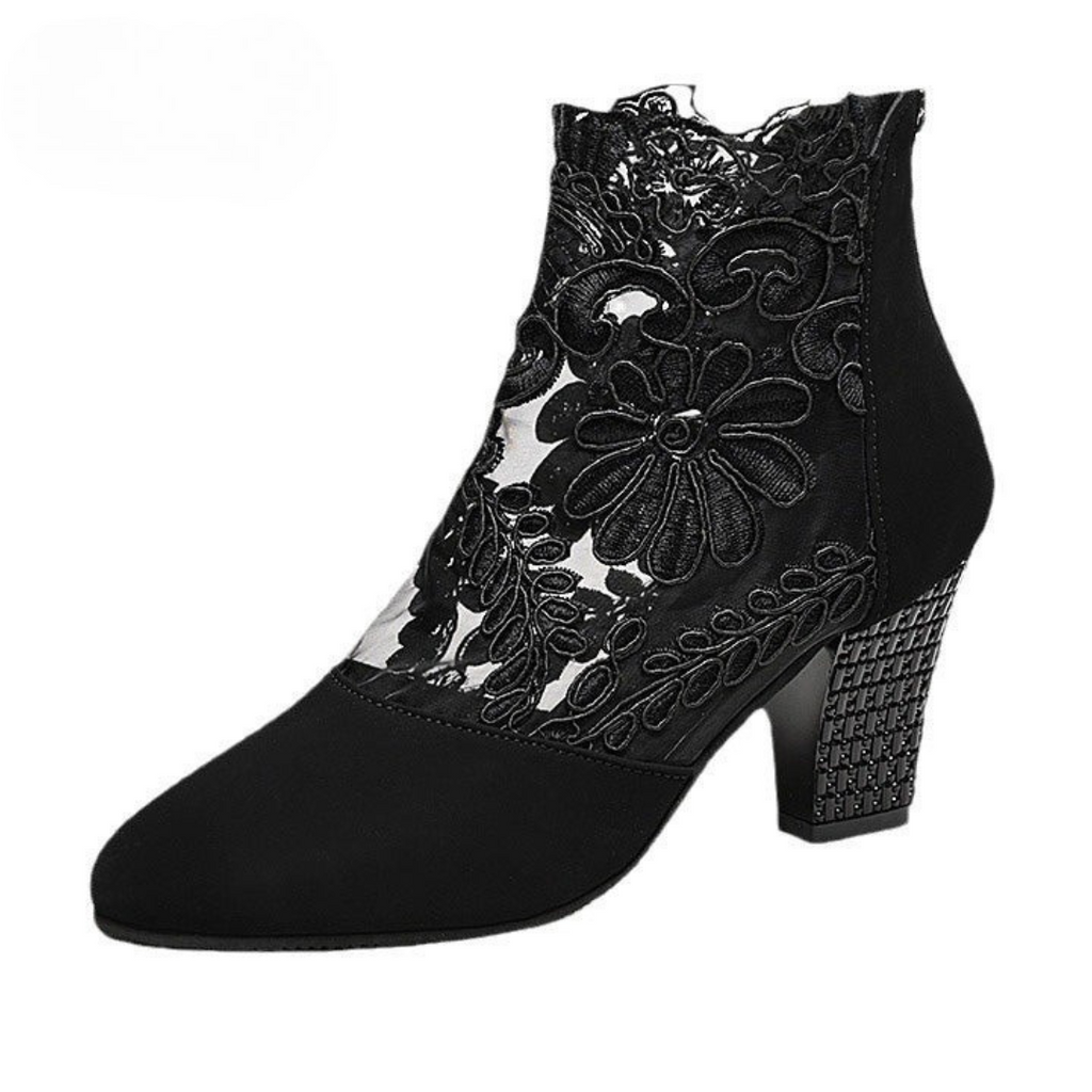Elegant Summer Lace Pumps